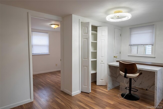 13 Cedarwood Dr