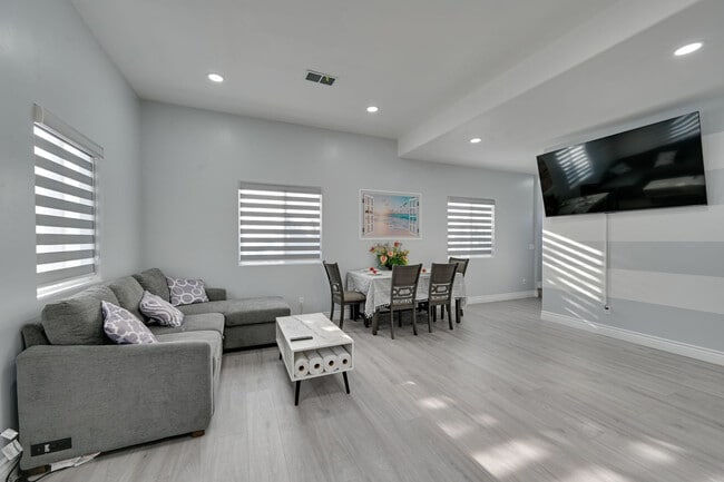 Photo - 7440 Hyatt St Unit SI ID1597081P