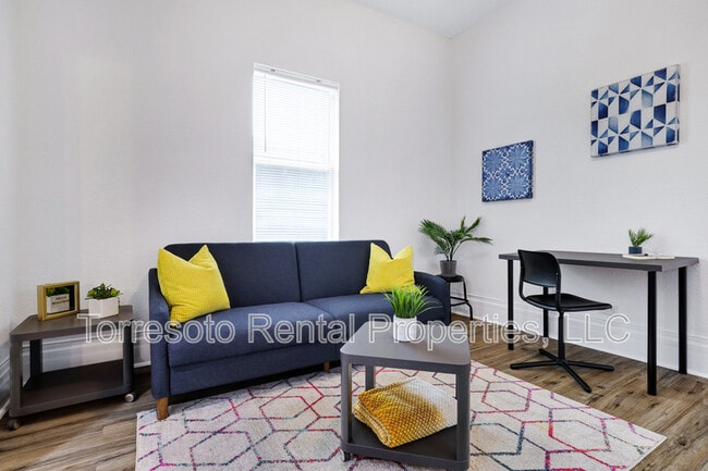 Photo - 226 Porter St