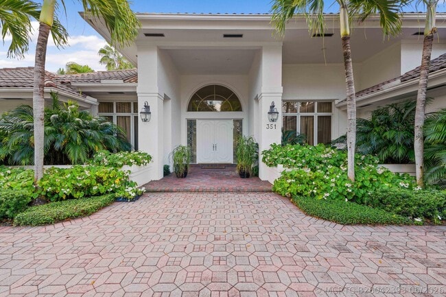 351 Eagle Dr
