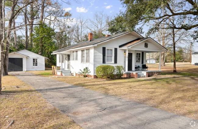 Building Photo - Spacious 2-Bedroom, 1-Bathroom Home in Ric...