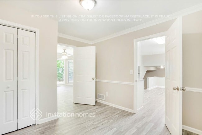 Photo - 542 Allana Ct