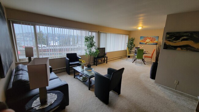 Photo - Lakeview Apartments