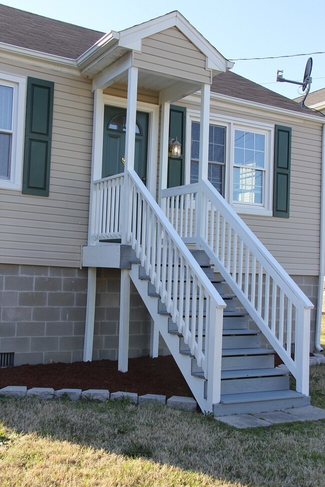 Photo - 15 Freeman Dr