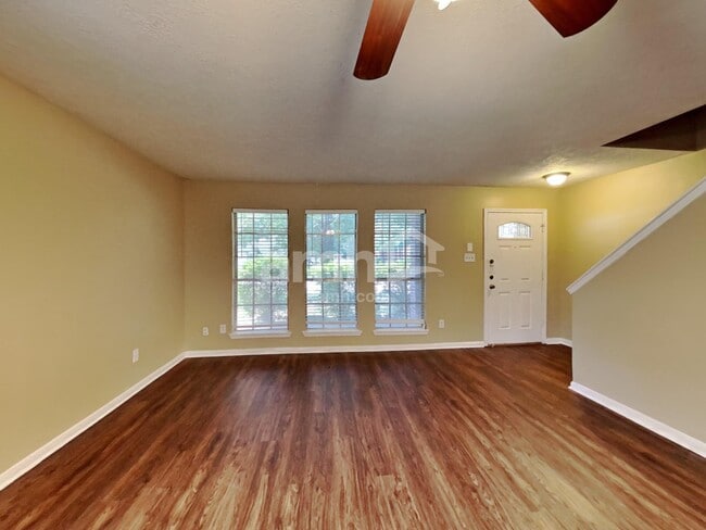 Photo - 31306 Perlican Dr