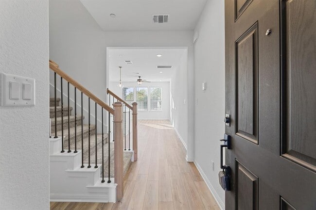 Photo - 2725 Woodall Dr Unit 1103