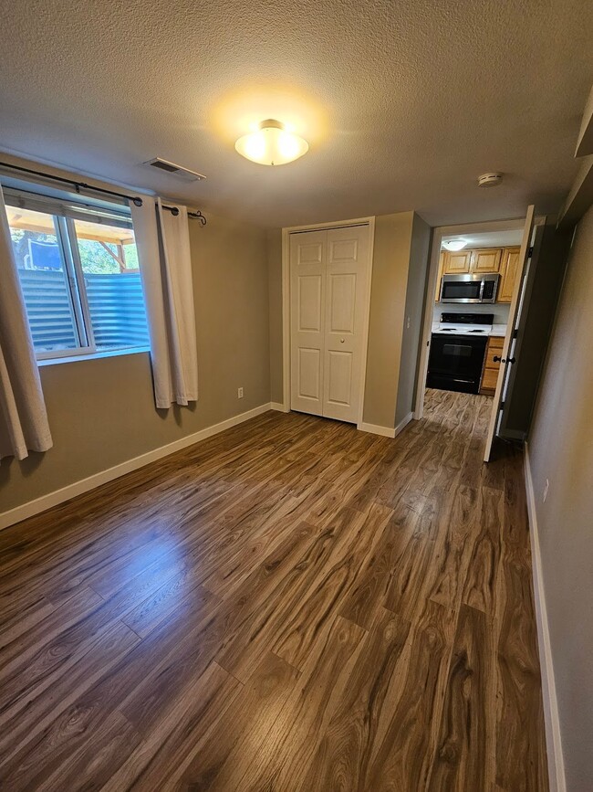 Photo - 509 S 11th Ave Unidad 509B