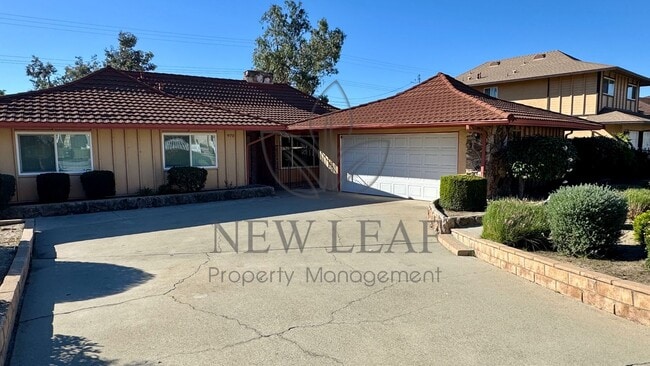 Building Photo - 970 W 14th St Unit 1