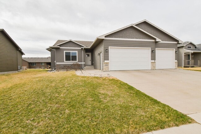 Building Photo - 7301 E Corinth St