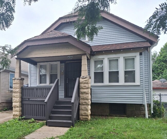 Building Photo - 4227 W Bonny Pl Rental