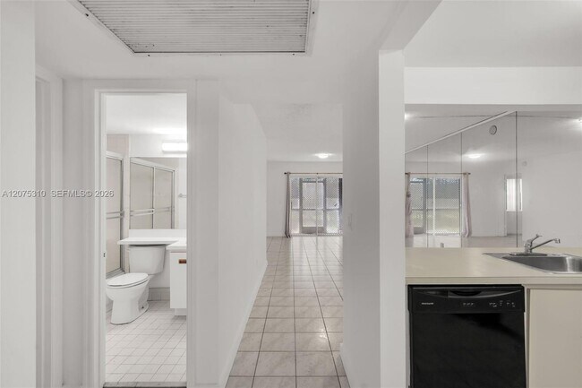 Photo - 426 NE 210th Cir Terrace Unit 103-2