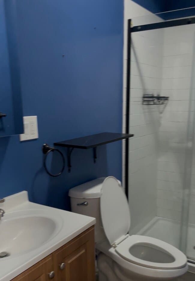 Building Photo - 73 Richfield St Unit apt 3