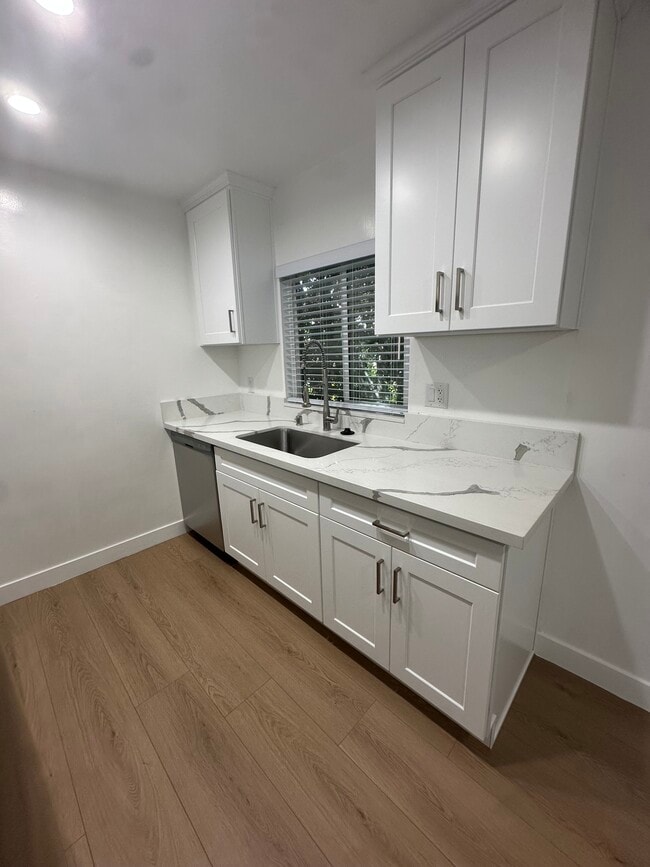 Photo - 710 Cory Dr
