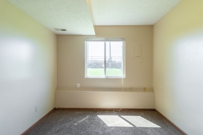 Building Photo - 2231-2237 SW 19 Unit 2237