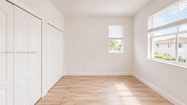 Photo - 1652 SE 28th St Unidad 200