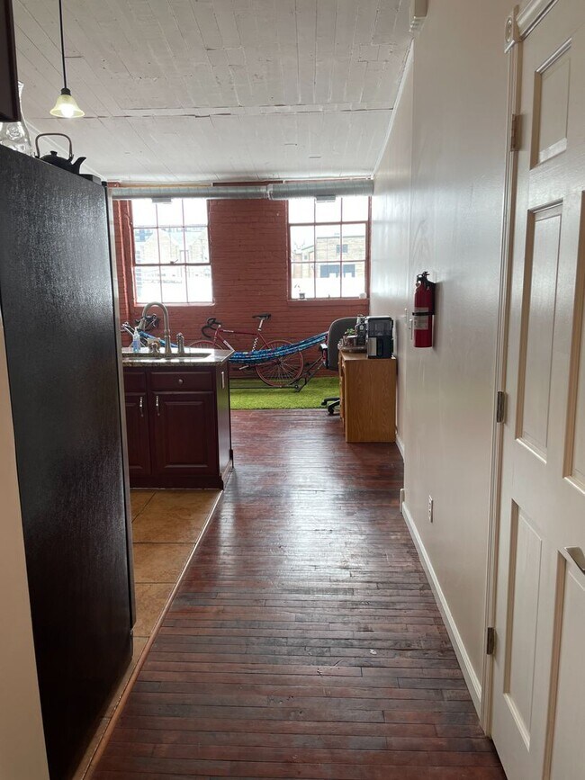Photo - 2 bed 2 bath industrial style apartment *Short Term Rental* Unit 305 S Lincoln - B
