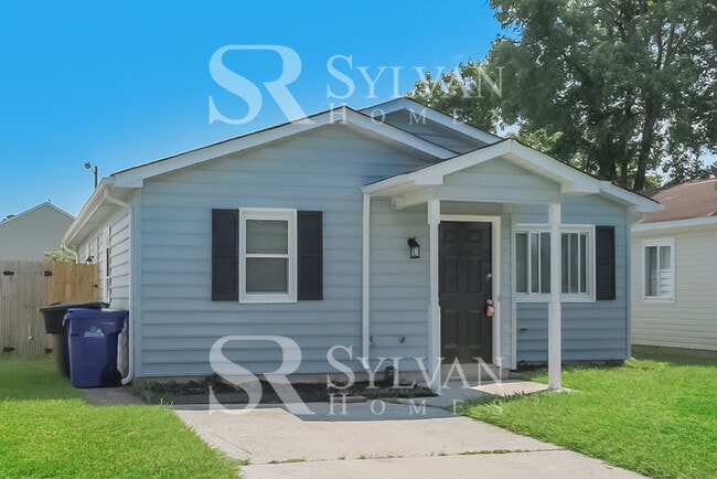 Photo - Enjoy living the good life in this 3 bedroom, 1 bathroom home