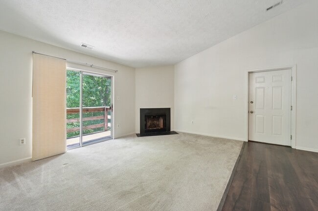 Building Photo - 11410 Little Patuxent Pky Unit 1007