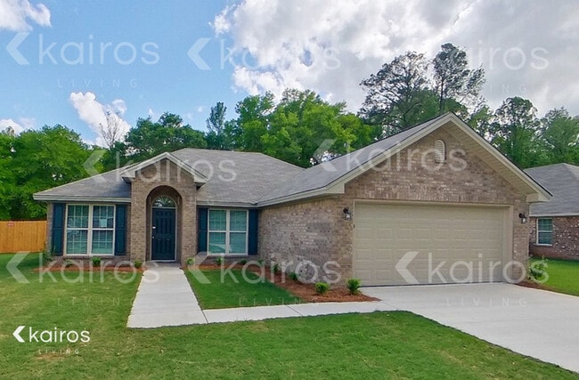 Building Photo - 461 McGriff St