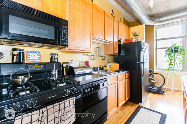 Photo - 6 S Laflin St Condo Unit 502