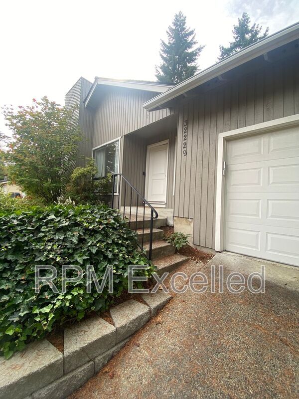Photo - 32229 2nd Ave SW