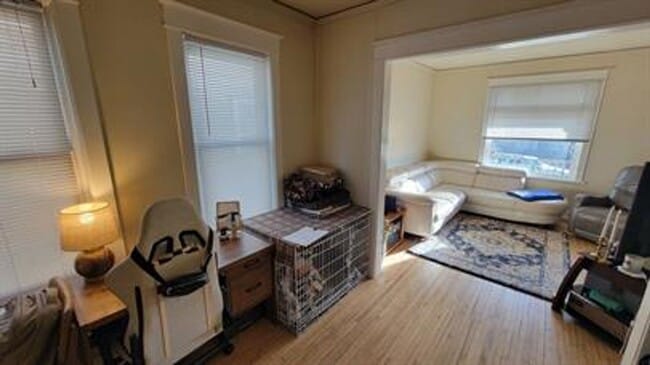 Photo - 617 E 8th St Unit 1