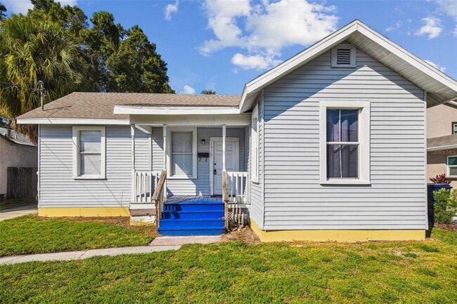 Photo - 1913 W Lemon St