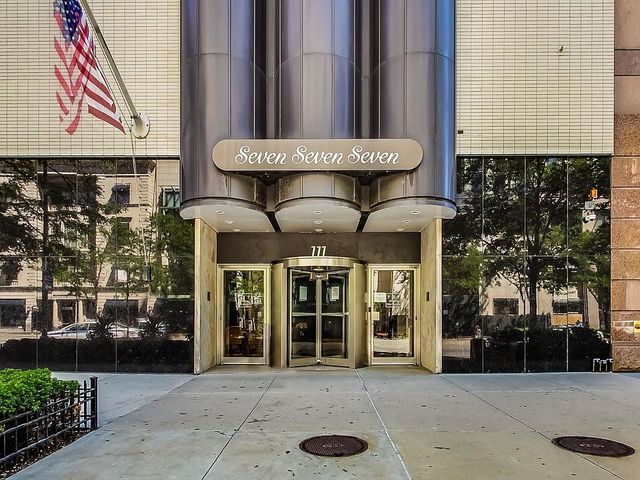 Building Photo - 777 Michigan Ave Unit 1009