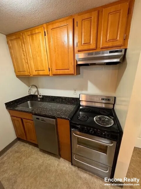 Photo - 382 Dorchester St
