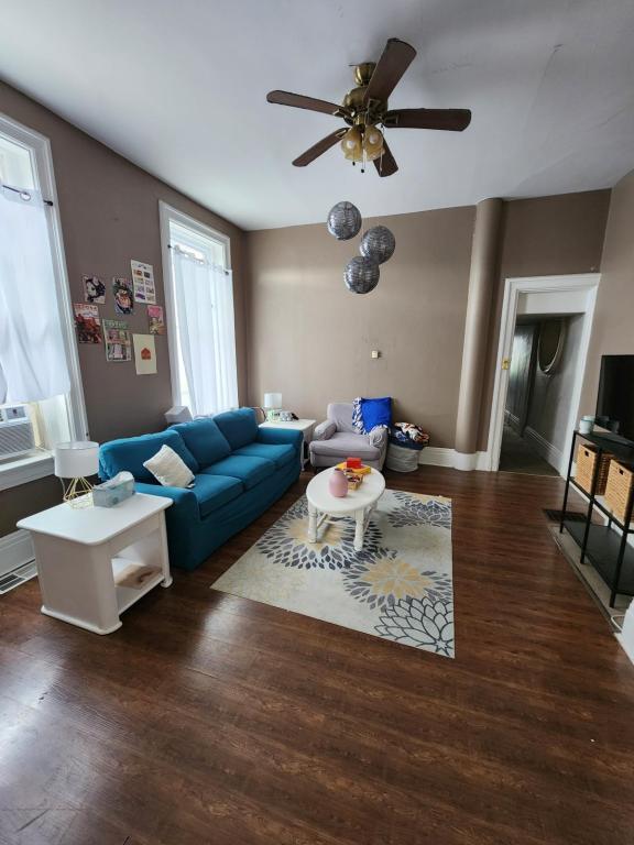 Photo - 2348 Wheeler St