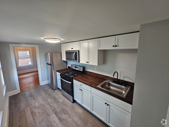 Building Photo - 1946 Washington Blvd Unit 2 nd Floor Rental