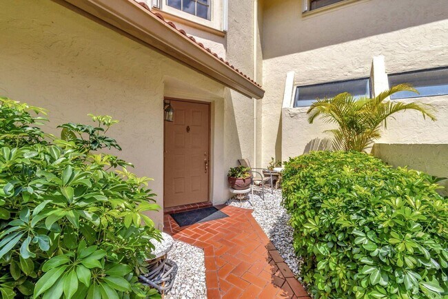 Photo - 8320 Waterline Dr Unit 201