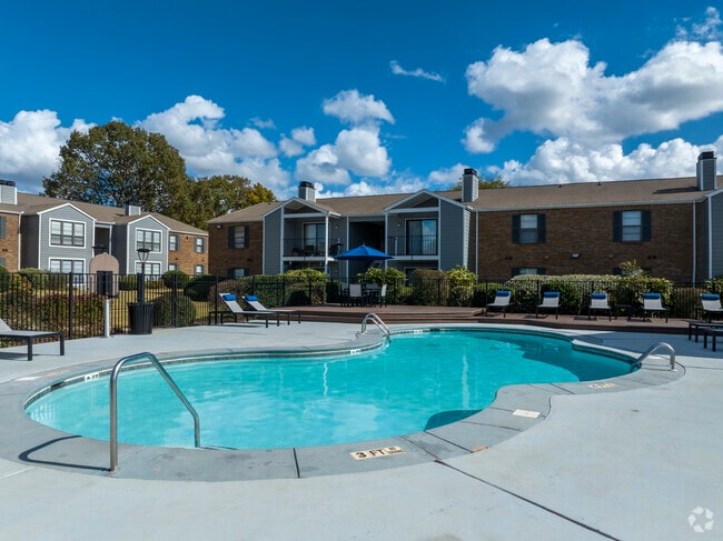 Charleston Oaks Apartments