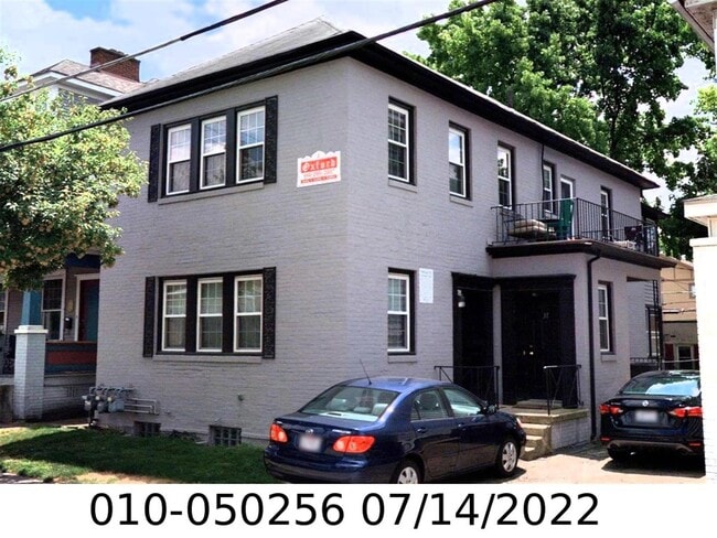 37 E Woodruff Ave