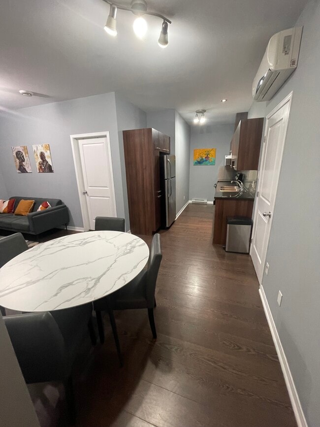 Photo - 15-33 Rue De Bruxelles Unit Condo