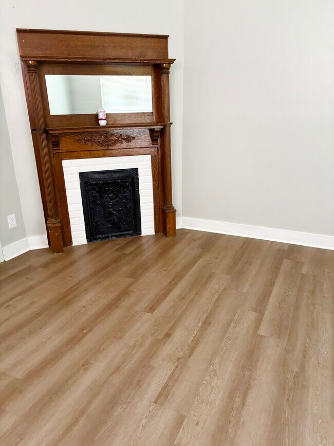 4113 S 5th St Unit 1