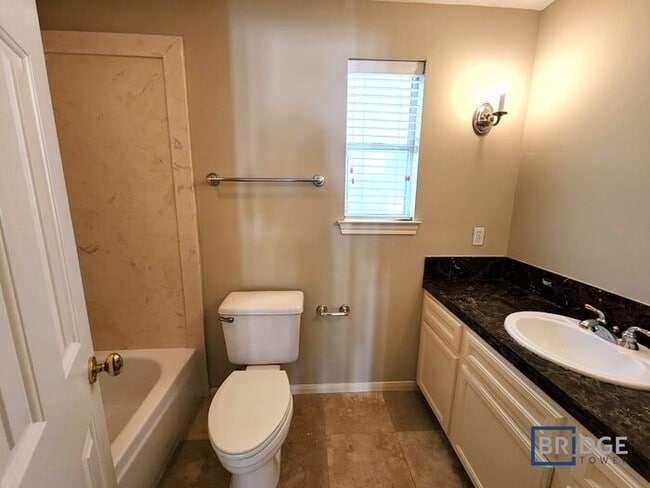Photo - 319 Birdsall St