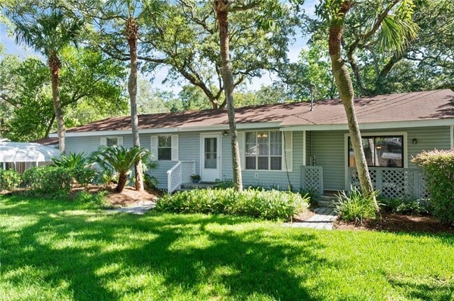 Photo - 608 Everett St