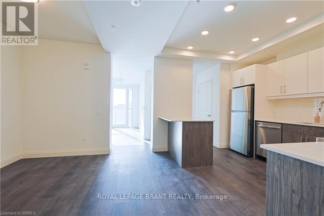 Photo - 1333 Weber St E Unit 215