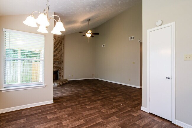 Photo - 15238 Bedford Glen Dr