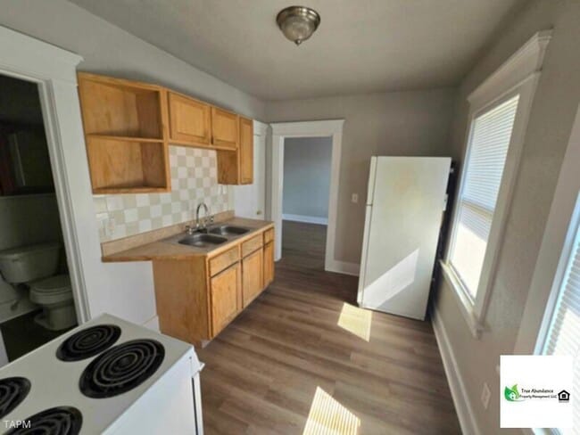 Photo - Spacious 2 Bedroom Apartment