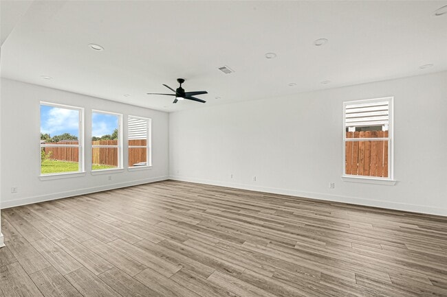 Building Photo - 7413 Charlie St