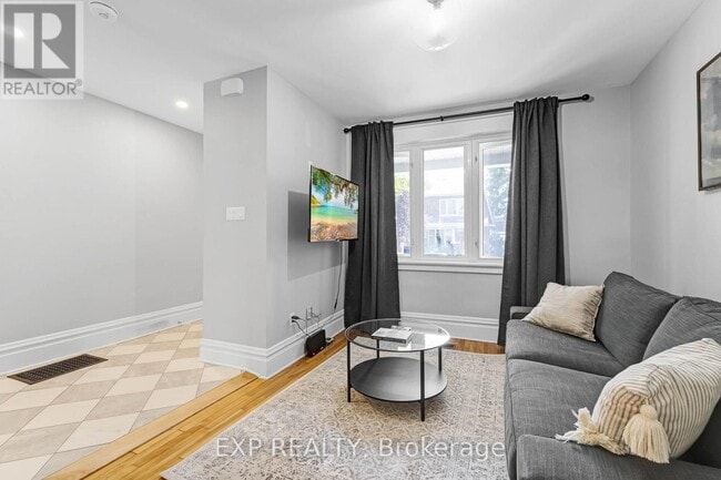 Photo - 119 Hopewell Ave