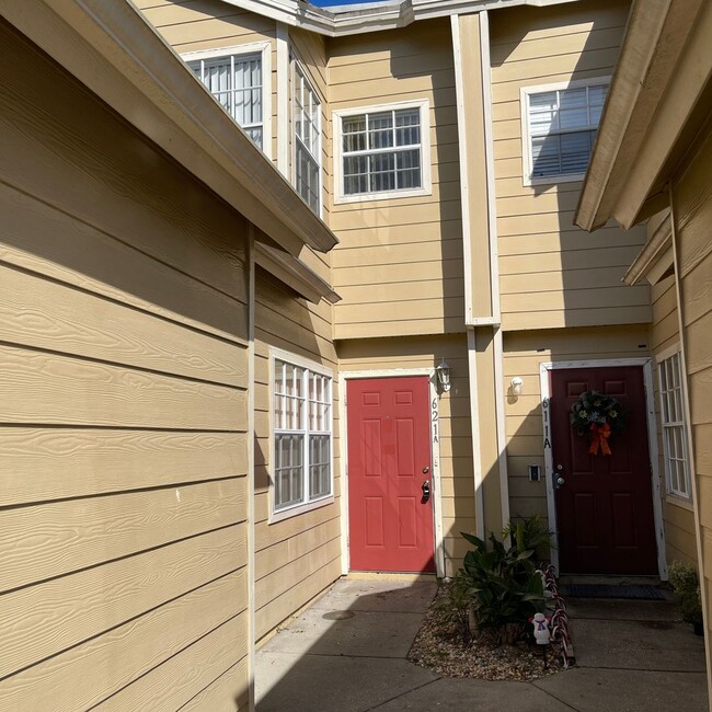 621 Washington Palm Loop Unidad Main Unit
