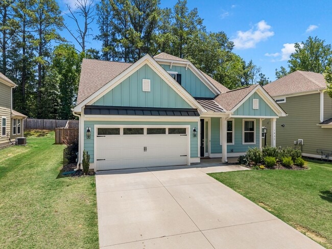 Photo - Beautiful 4 bedroom 3.5 Bath home Duncan, SC