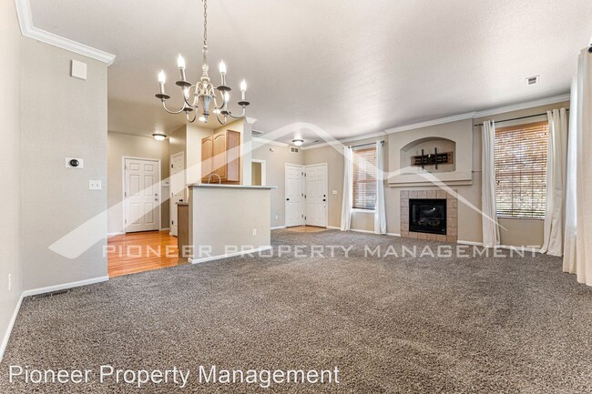 Photo - 3 br, 2.5 bath House - 12784 Jasmine St Un...