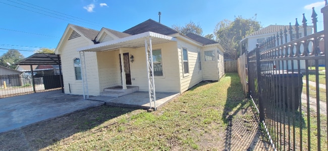 Photo - 7832 Elvera St