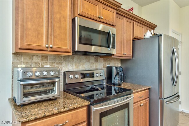 Photo - 12859 Carrington Cir Unidad 3-202
