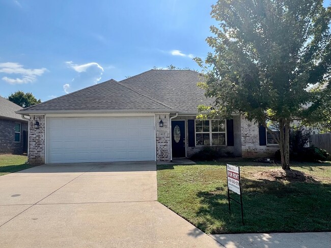 Building Photo - 612 Ridge Point Dr