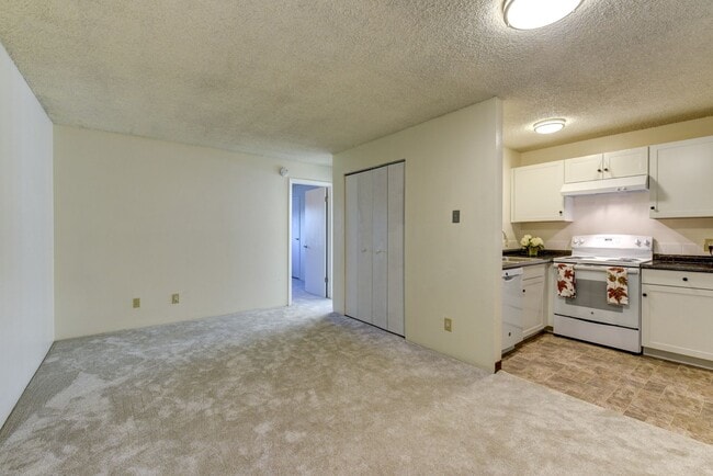 Photo - Pre-Leasing August 2026: Great 1 Bed, 1 Ba...